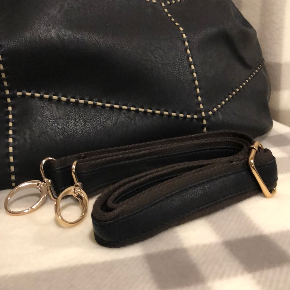 *Spring Cleanout* Mellow World black handbag/carry-on - Picture 7 of 7